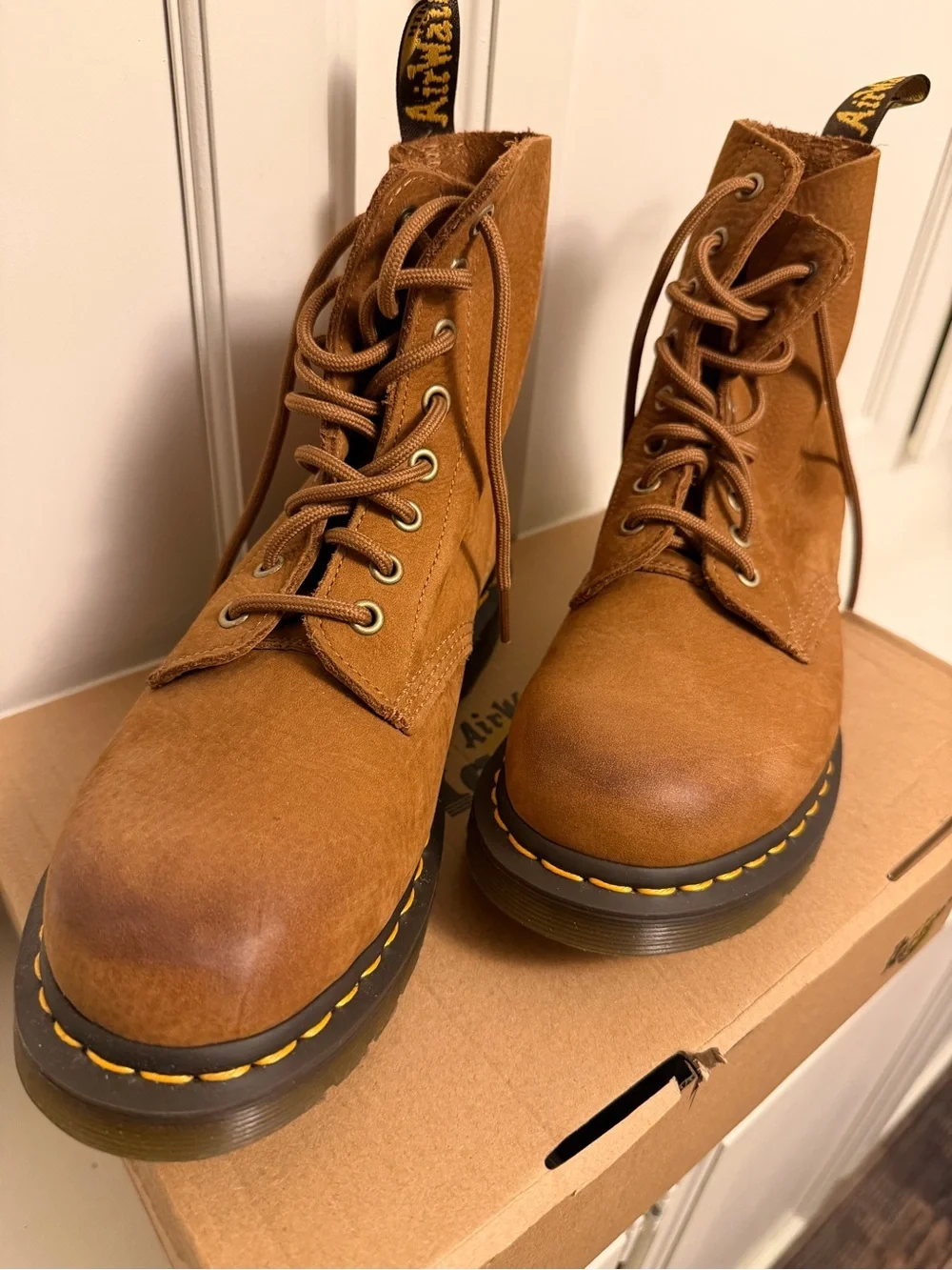 Dr. Martens Desert Brown 1460 Pascal boots Size 6 Men’s: 7 Women’s. NWT box cut